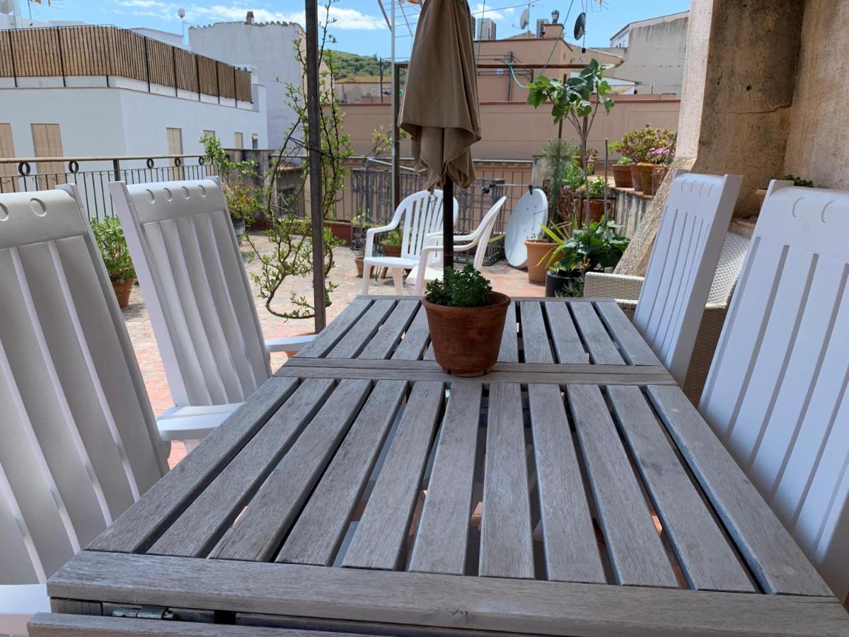 Notaria-Apartamento Y Estudio En Casco Antiguo, Al Lado De Playa, Rambla Y Monasterio, Con Acceso A Terraza Ajardinada Sant Feliu de Guíxols Exterior photo