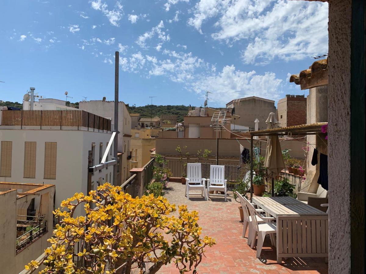 Notaria-Apartamento Y Estudio En Casco Antiguo, Al Lado De Playa, Rambla Y Monasterio, Con Acceso A Terraza Ajardinada Sant Feliu de Guíxols Exterior photo