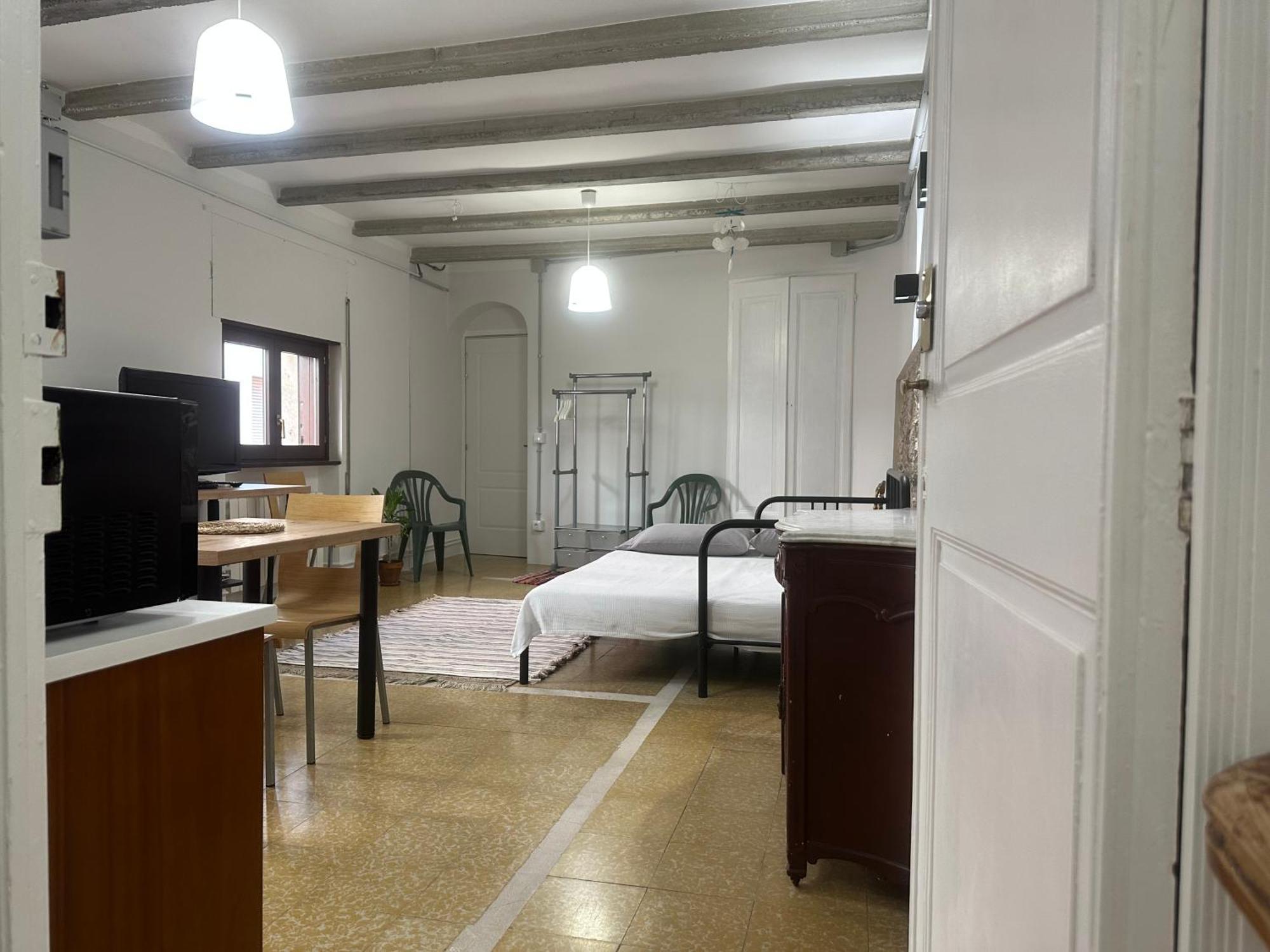 Notaria-Apartamento Y Estudio En Casco Antiguo, Al Lado De Playa, Rambla Y Monasterio, Con Acceso A Terraza Ajardinada Sant Feliu de Guíxols Exterior photo
