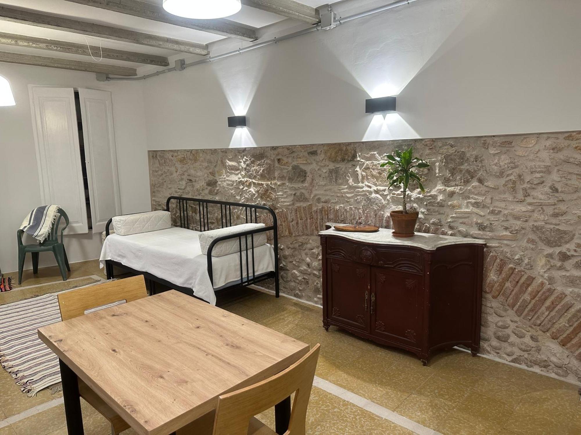 Notaria-Apartamento Y Estudio En Casco Antiguo, Al Lado De Playa, Rambla Y Monasterio, Con Acceso A Terraza Ajardinada Sant Feliu de Guíxols Exterior photo