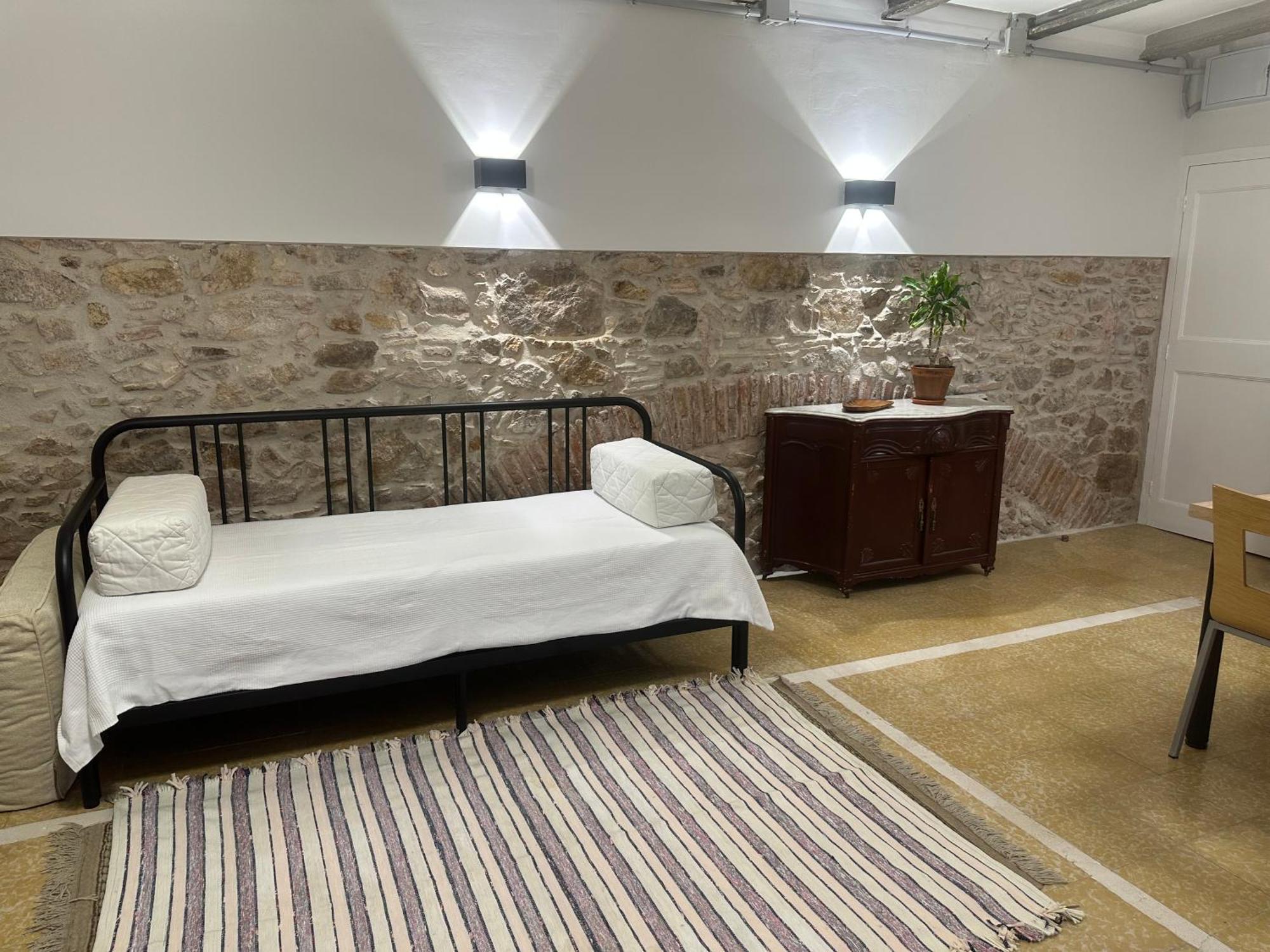 Notaria-Apartamento Y Estudio En Casco Antiguo, Al Lado De Playa, Rambla Y Monasterio, Con Acceso A Terraza Ajardinada Sant Feliu de Guíxols Exterior photo