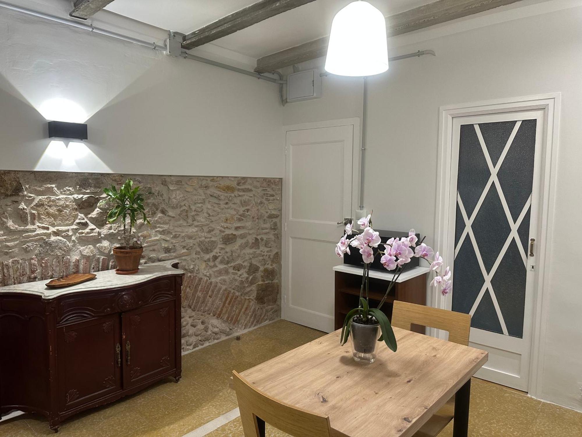 Notaria-Apartamento Y Estudio En Casco Antiguo, Al Lado De Playa, Rambla Y Monasterio, Con Acceso A Terraza Ajardinada Sant Feliu de Guíxols Exterior photo